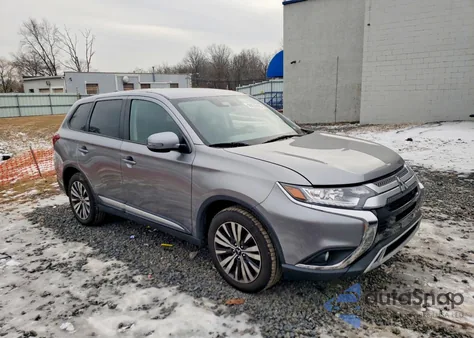 2020 Mitsubishi Outlander Se z USA, uszkodzony, nr VIN JA4AD3A33LZ043714